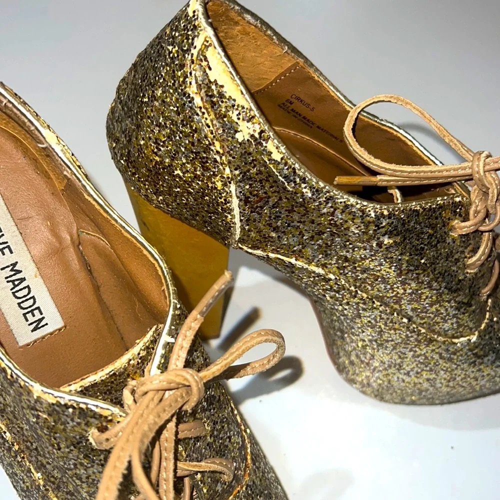 Steve Madden Cirkus-S 6M gold glitter|retro vibes| chuck wood heel - Picture 6 of 6